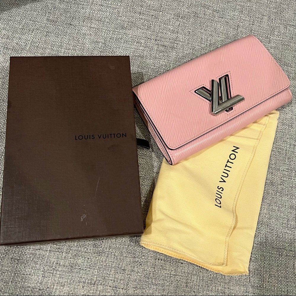 Louis Vuitton pink twist wallet